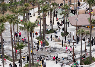 KOMPAN launches new E-Newsletter | Kompan_DarlingQuarter_1-2013121013866318825865 | ODS