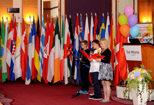 KOMPAN launches new E-Newsletter | Kompan_DarlingQuarter_4-2013121013866318823805 | ODS