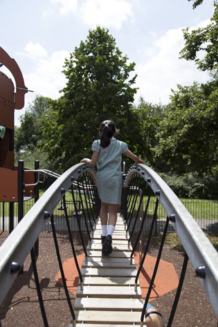 Giant Futuristic Tower | Proludic_2-2014082714091124298456 | ODS