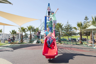 Climbing with a difference | Proludic_2-2014102214139412178649 | ODS