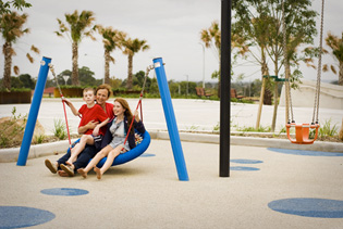 A playground for all at Canal Park | Proludic_5-2014062514036596325705 | ODS