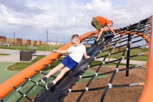 The Orange Monster playground | Proludic_April_1-2015042114295802508749 | ODS