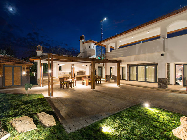 Reliable Landscape Lighting